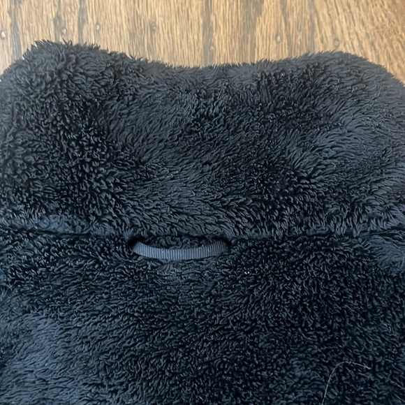 The North Face Osito Fleece Jacket Black
Wht Logo Size L - Picture 12 of 12